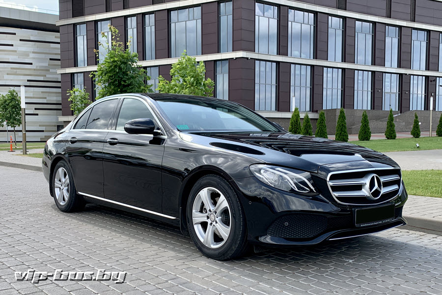 Mercedes Benz E-class аренда с водителем в минске