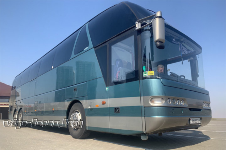 Автобус Neoplan фото