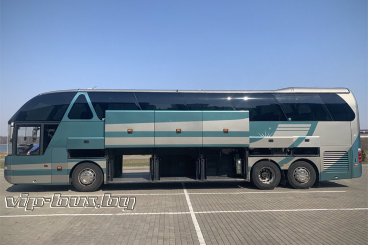 Туристический Neoplan фото