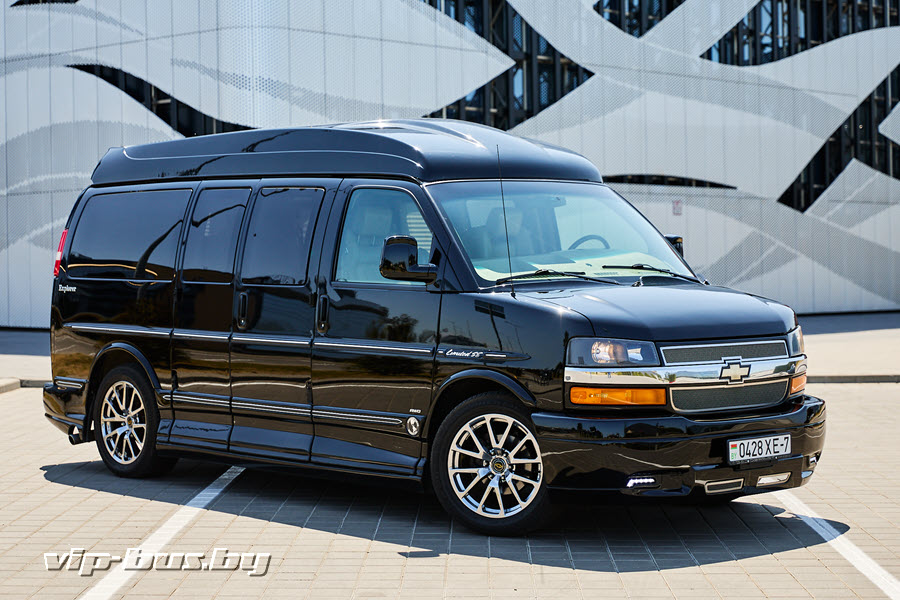 минивен Chevrolet Express аренда в Минске
