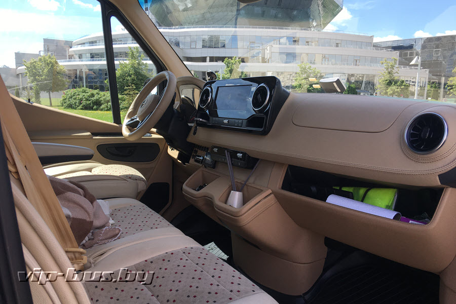 Заказ пассажирского микроавтобуса в Минске